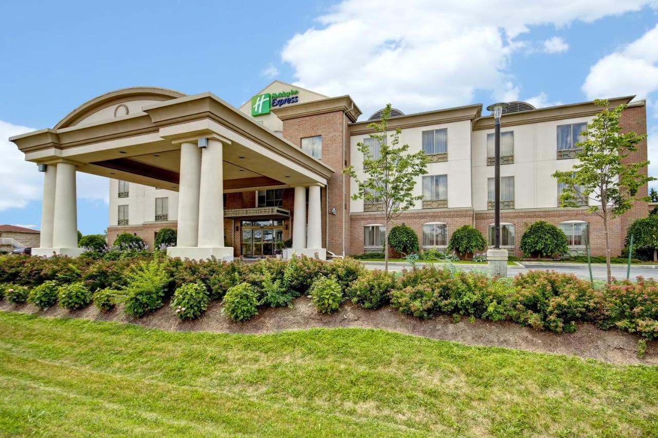 Holiday Inn Express And Suites Guelph, An Ihg Hotel Exterior foto